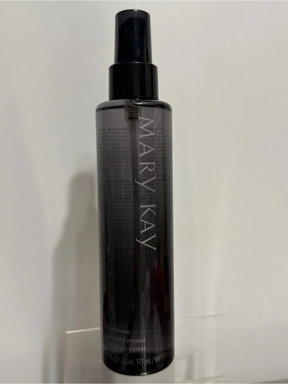 Mary Kay Brush Cleaner 6 fl oz (177 mL) for Makeup Tools Cleaning & Refreshing